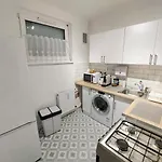 Appartement Aweshome - 3 Bedrooms And Free Parking *