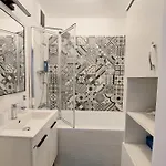 Aweshome - 3 Bedrooms And Free Parking