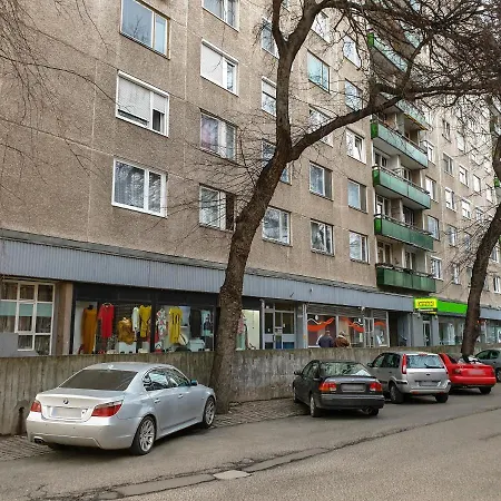 شقة Aweshome - 3 Bedrooms And Free Parking *