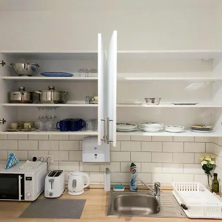 Aweshome - 3 Bedrooms And Free Parking * ديبريتْسين