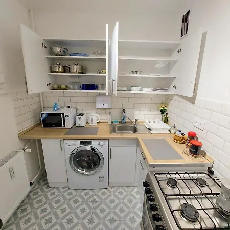 아파트 Aweshome - 3 Bedrooms And Free Parking *
