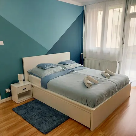 Aweshome - 3 Bedrooms And Free Parking 아파트