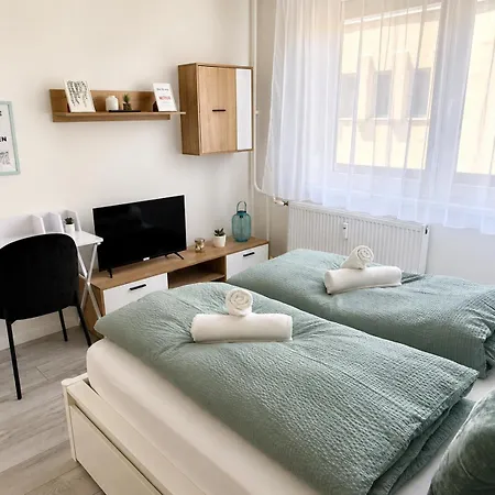 公寓 Aweshome - Center, 3 Bedrooms, Free Parking, Shopping Malls