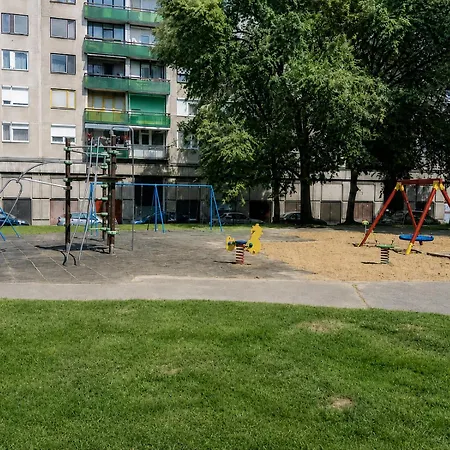 Aweshome - Center, 3 Bedrooms, Free Parking, Shopping Malls Lejlighed Debrecen